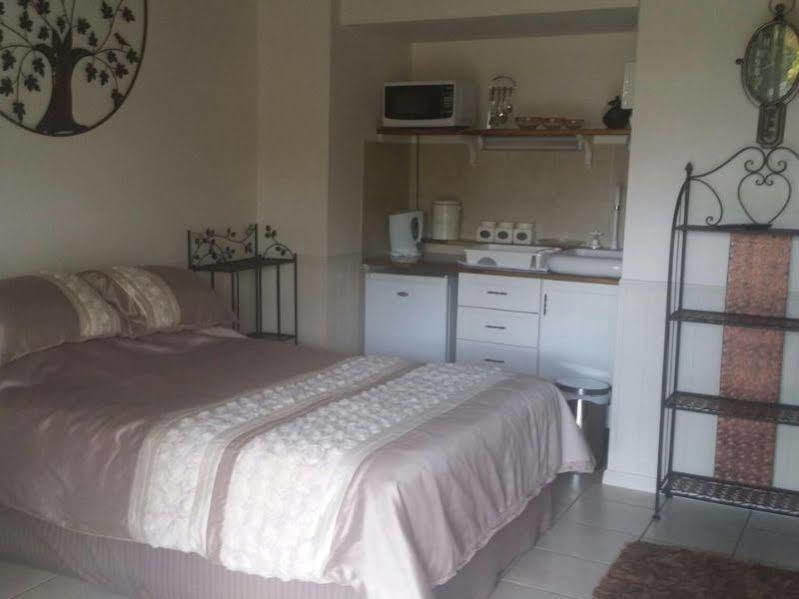 Glenview Gardens Country Resort Palmview 외부 사진